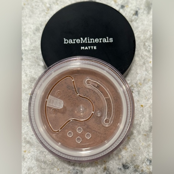 bareMinerals Matte Foundation Broad Spectrum SPF 15 Neutral Deep 29 0.21 oz - Picture 1 of 3